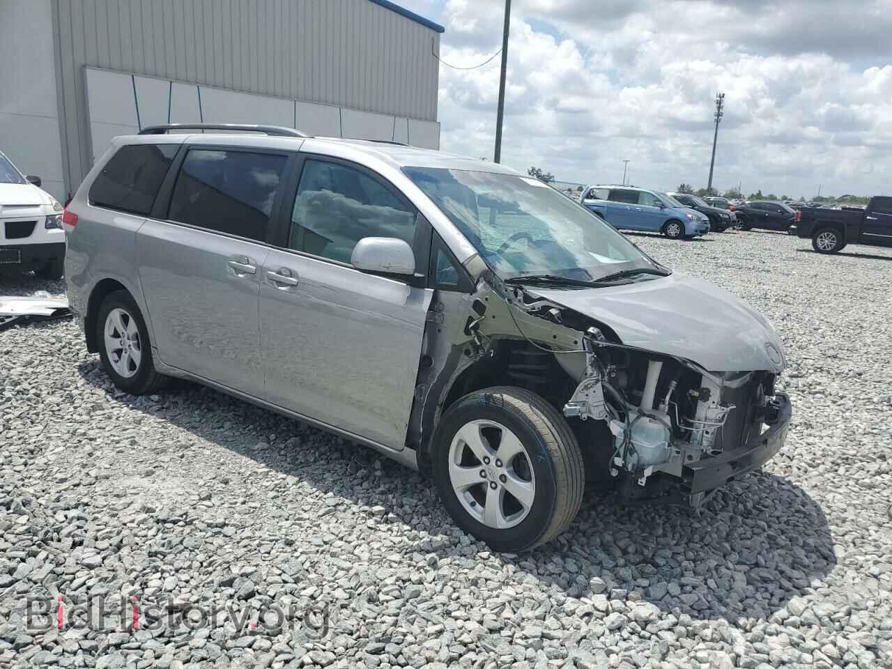 2011 TOYOTA All Models - VIN: 5TDKK3DC1BS003465 - Фото 4