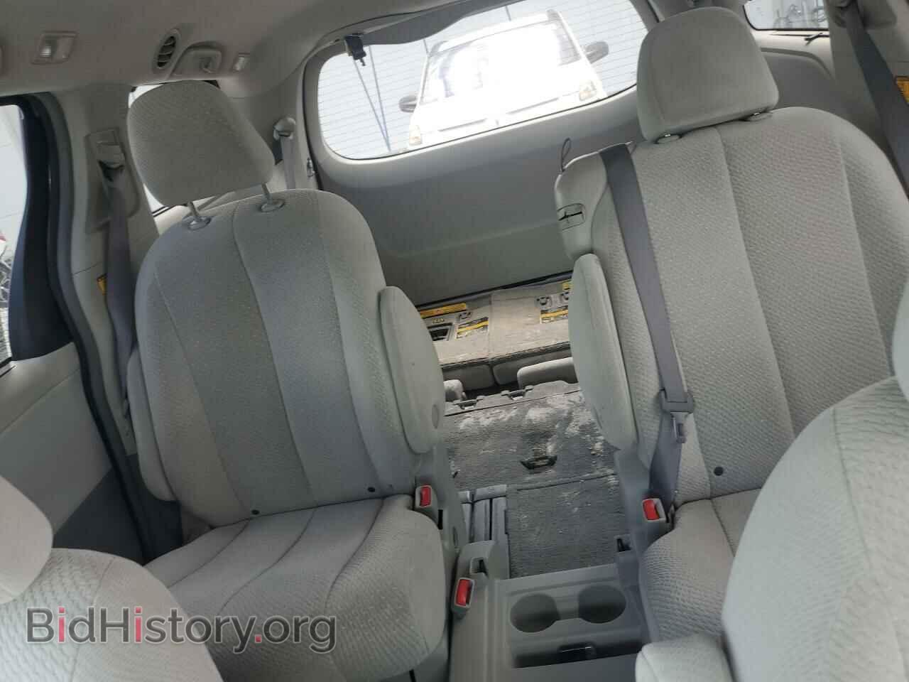 2011 TOYOTA All Models - VIN: 5TDKK3DC1BS003465 - Фото 10