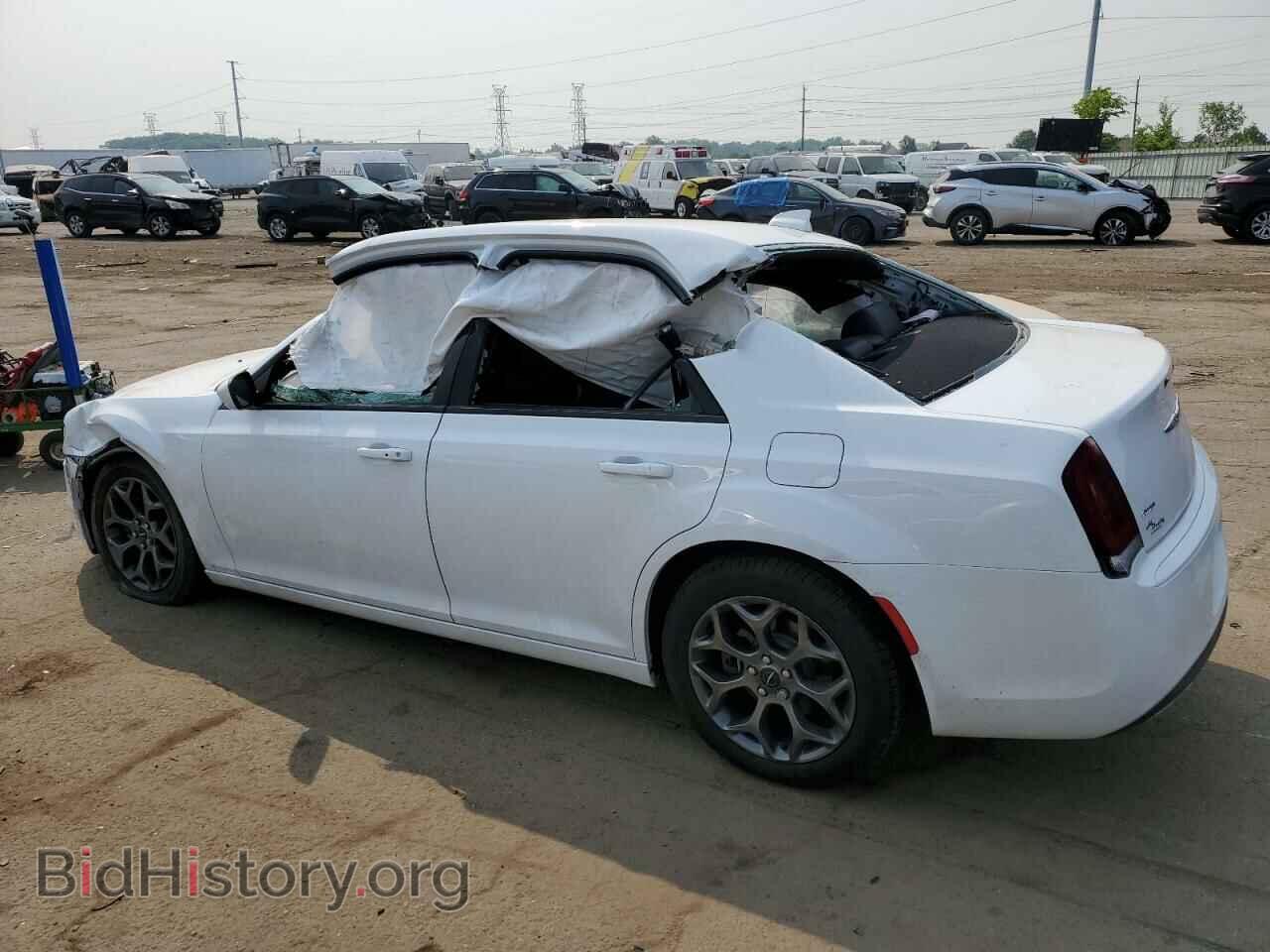 2017 CHRYSLER 300 - VIN: 2C3CCAGG9HH597612 - Фото 2