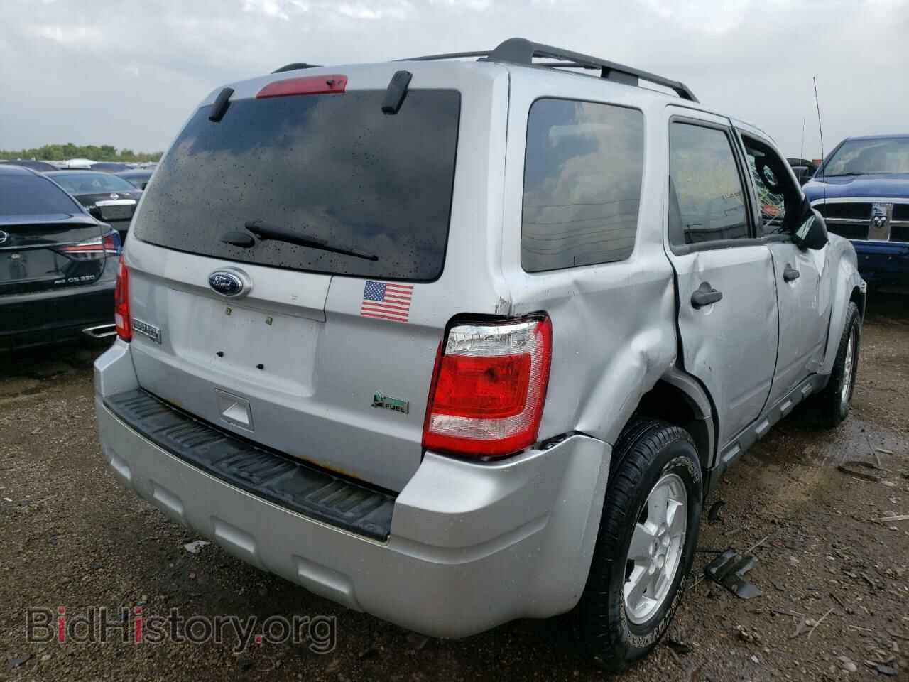 2011 FORD ESCAPE - VIN: 1FMCU0DG6BKB38668 - Фото 4