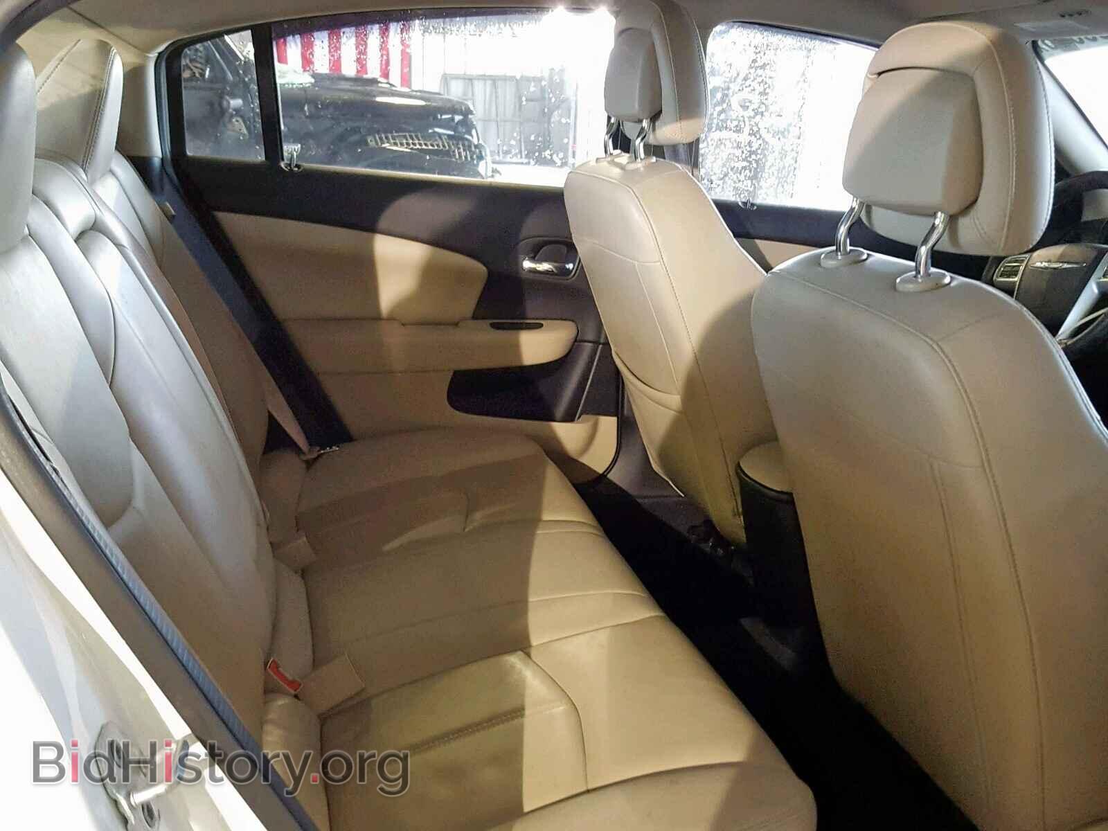2012 CHRYSLER 200 - VIN: 1C3CCBCB1CN175852 - Photo 6