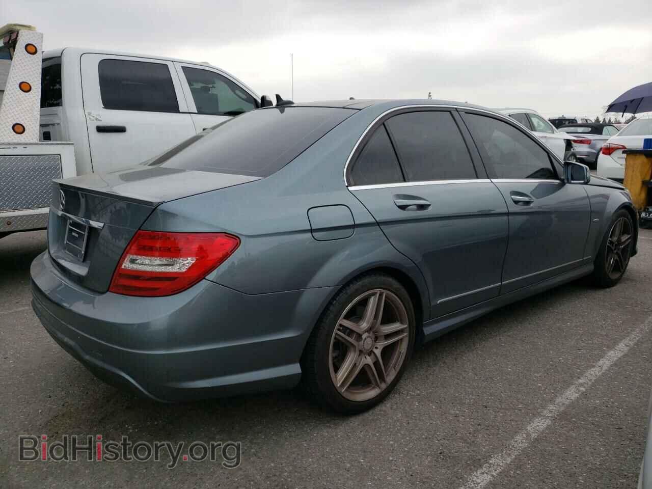 2012 MERCEDES-BENZ C-CLASS - VIN: WDDGF4HB2CA609590 - Фото 3