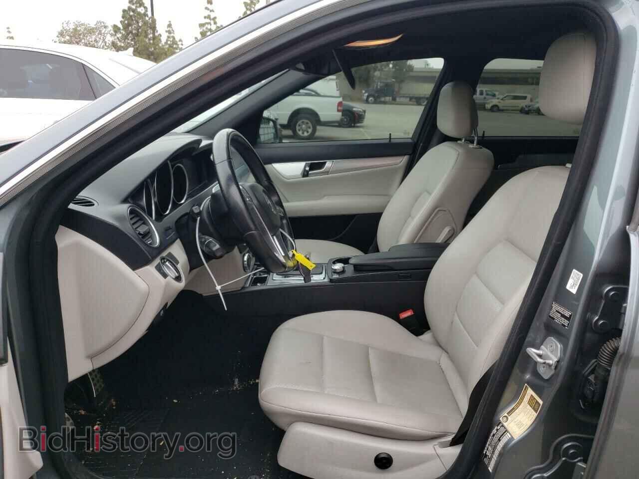 2012 MERCEDES-BENZ C-CLASS - VIN: WDDGF4HB2CA609590 - Фото 7