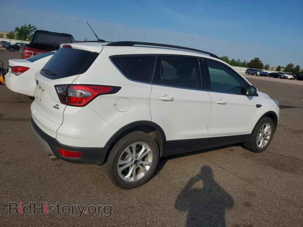 2017 FORD ESCAPE - VIN: 1FMCU0GD6HUB95855 - Фото 3