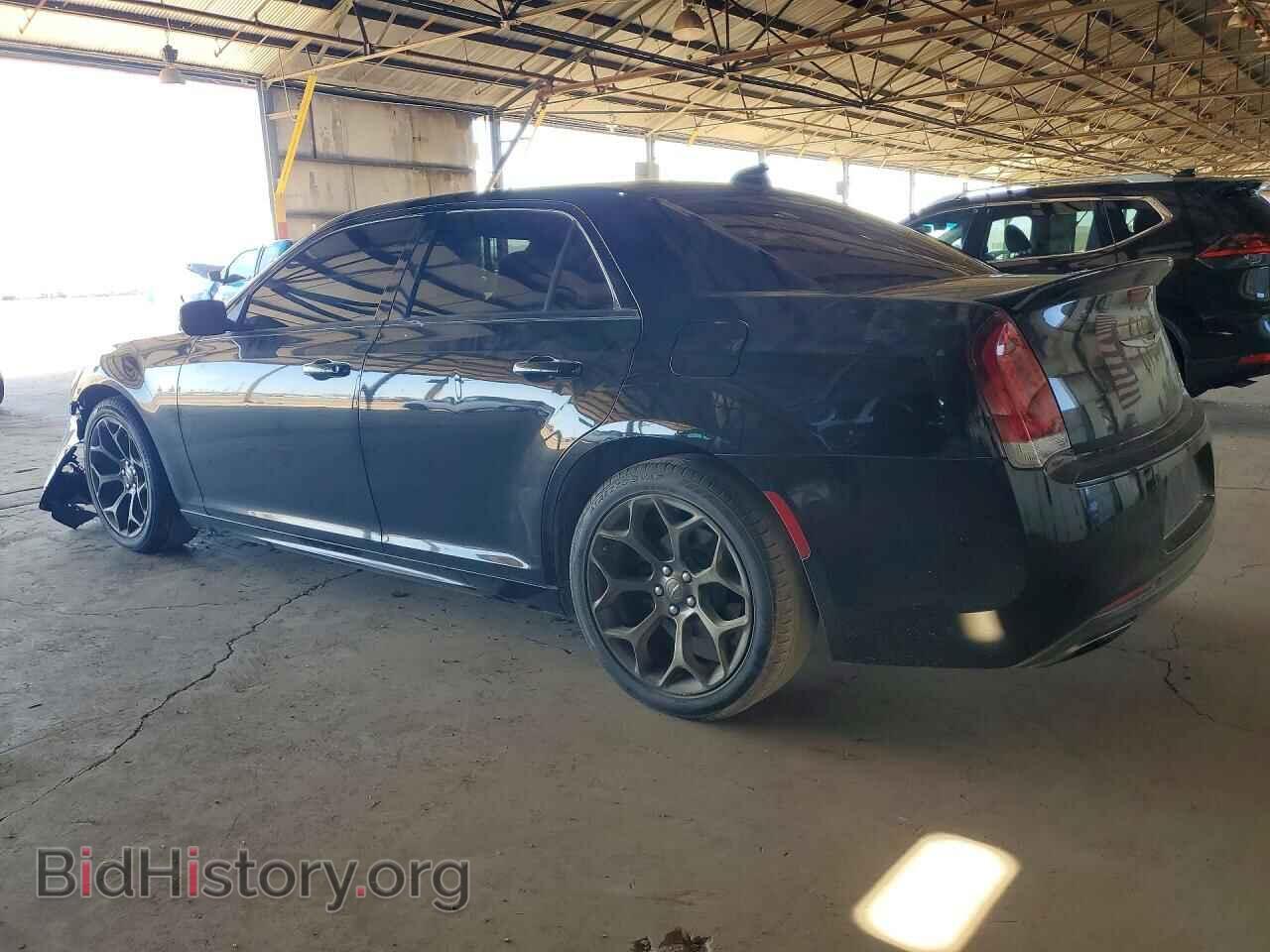2017 CHRYSLER 300 - VIN: 2C3CCABG5HH668862 - Фото 2