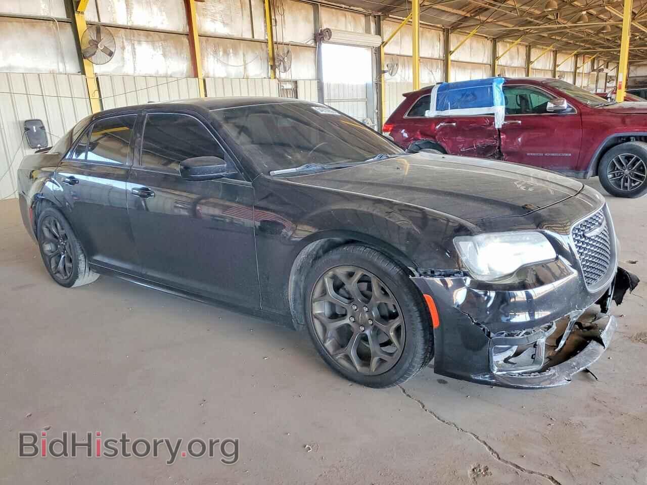 2017 CHRYSLER 300 - VIN: 2C3CCABG5HH668862 - Фото 4