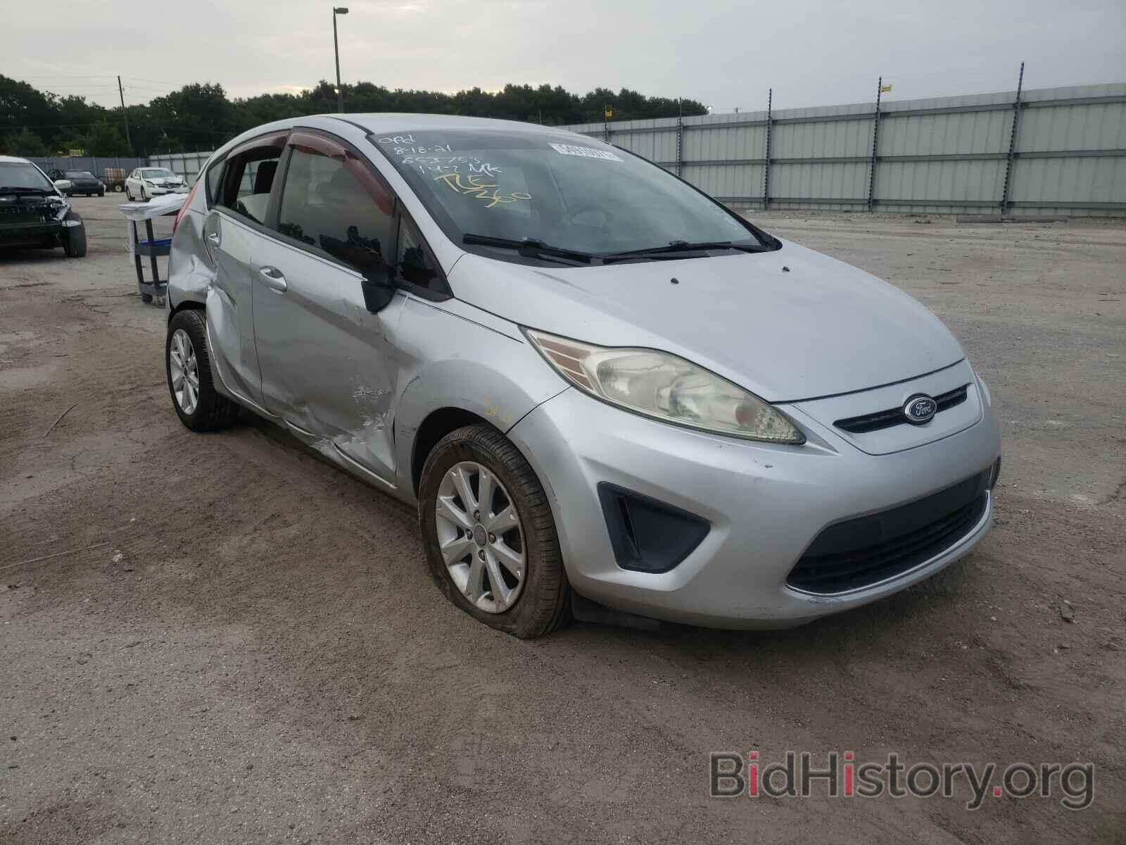 Photo 3FADP4EJ1BM174574 - FORD FIESTA 2011