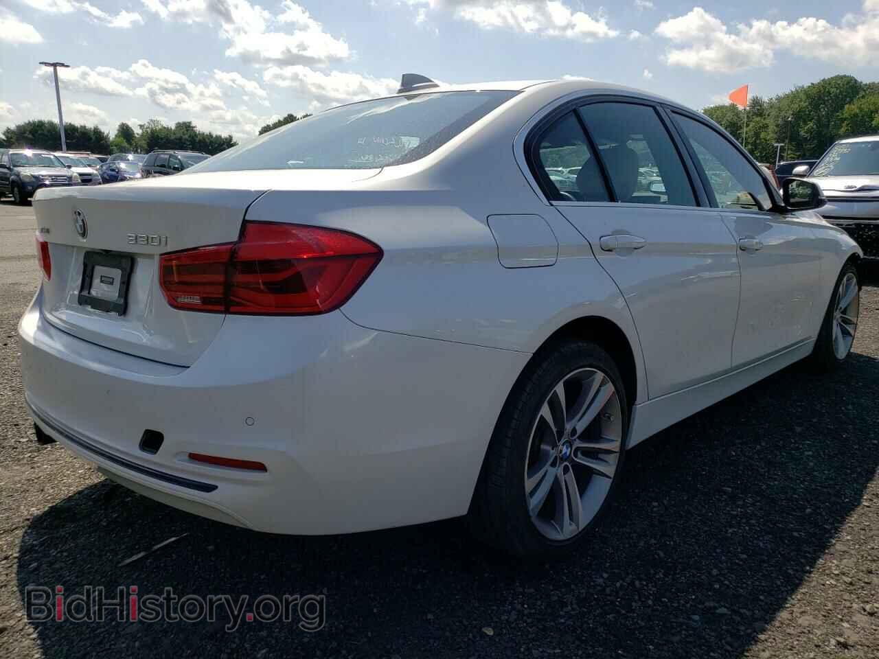 2017 BMW 3 SERIES - VIN: WBA8D9C39HA011776 - Фото 4