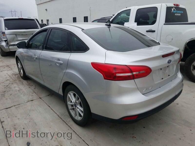 2016 Ford FOCUS (VIN 1FADP3F29GL252545) — photo 3 of 10