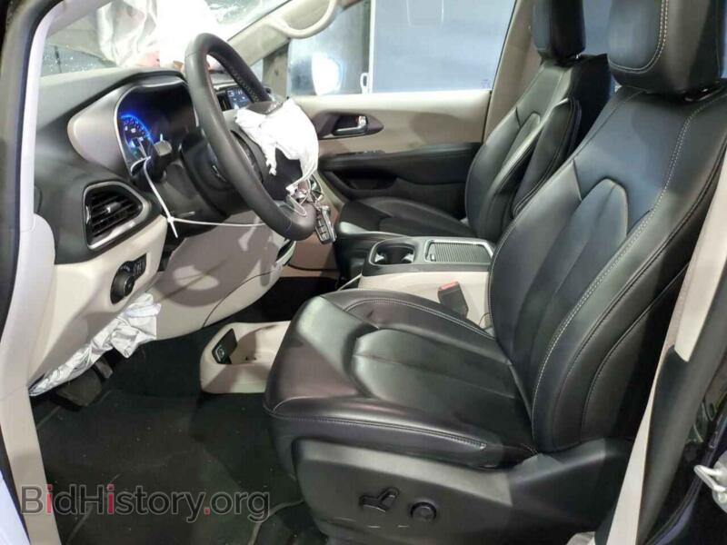 2023 Chrysler PACIFICA (VIN 2C4RC1BG0PR578243) — photo 7 of 13