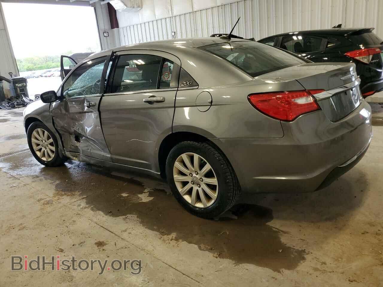 2012 CHRYSLER 200 - VIN: 1C3CCBBB9CN107977 - Фото 2