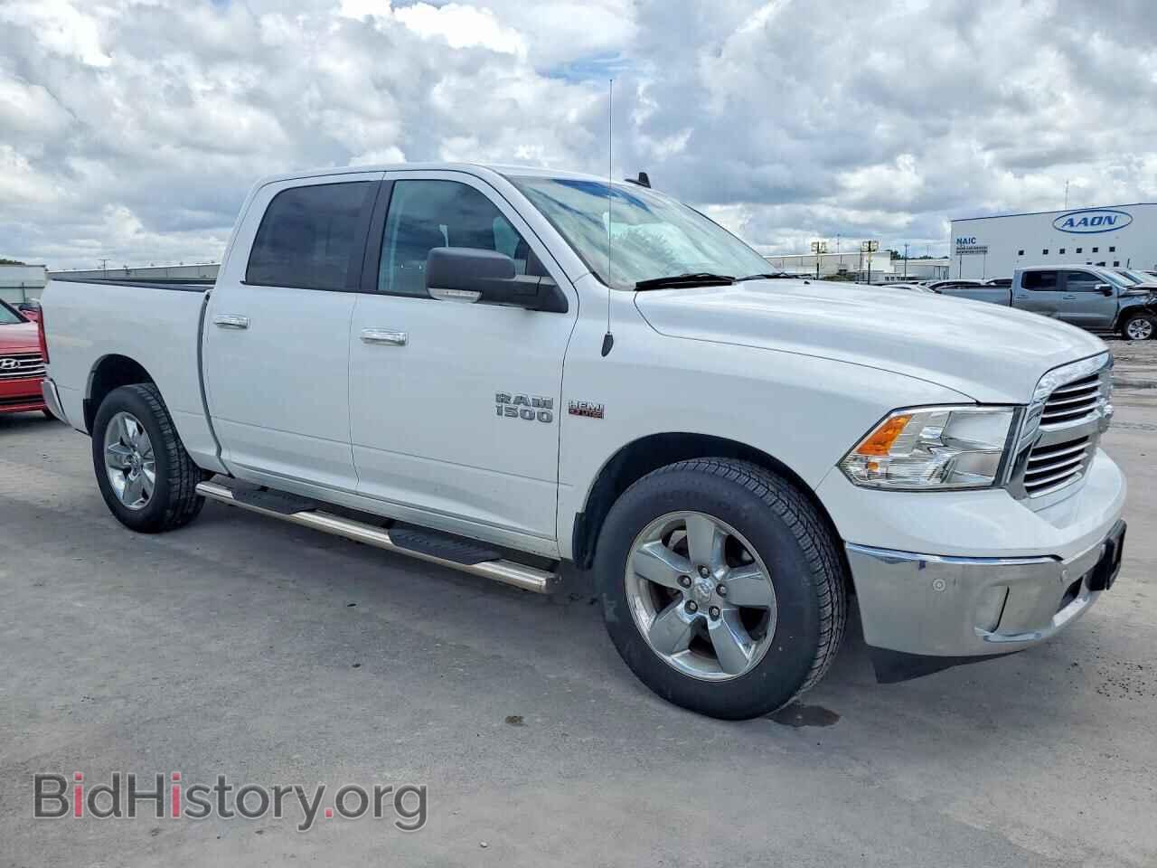 2017 RAM 1500 - VIN: 3C6RR6LT6HG745548 - Photo 4