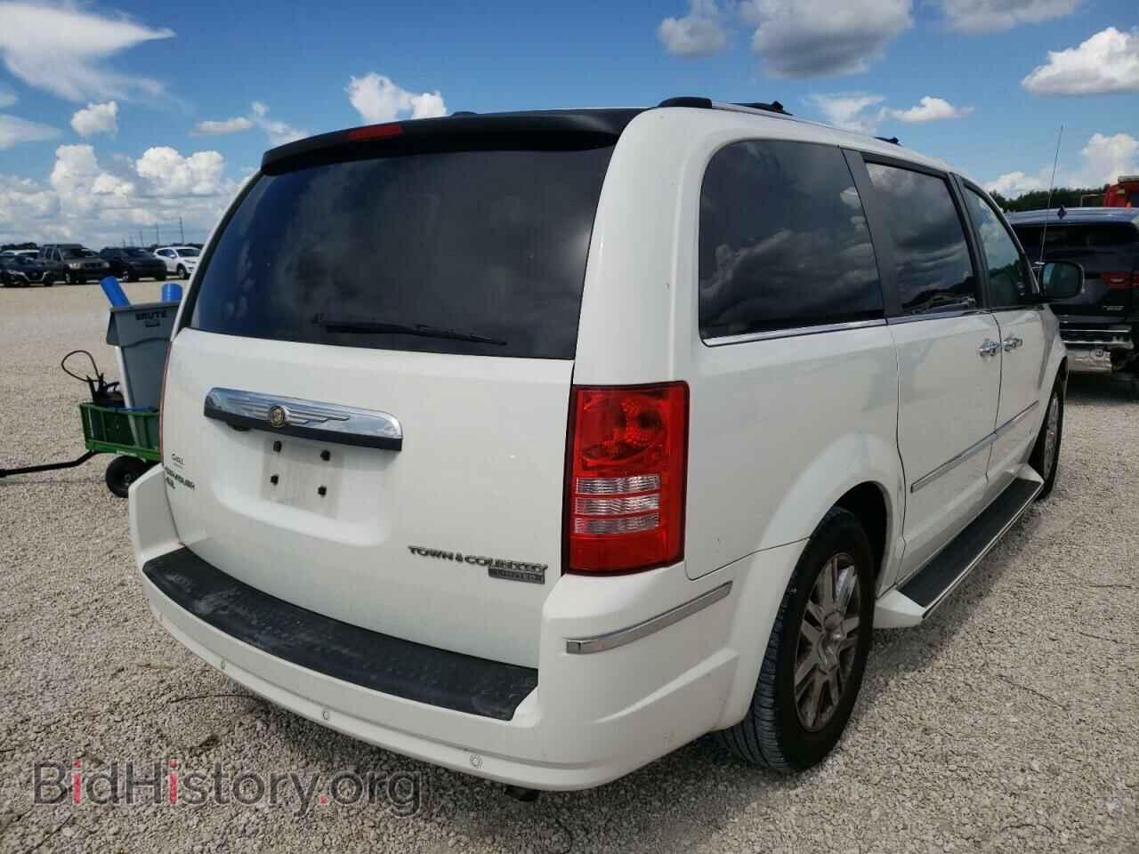 2010 CHRYSLER MINIVAN - VIN: 2A4RR7DX8AR366092 - Photo 4
