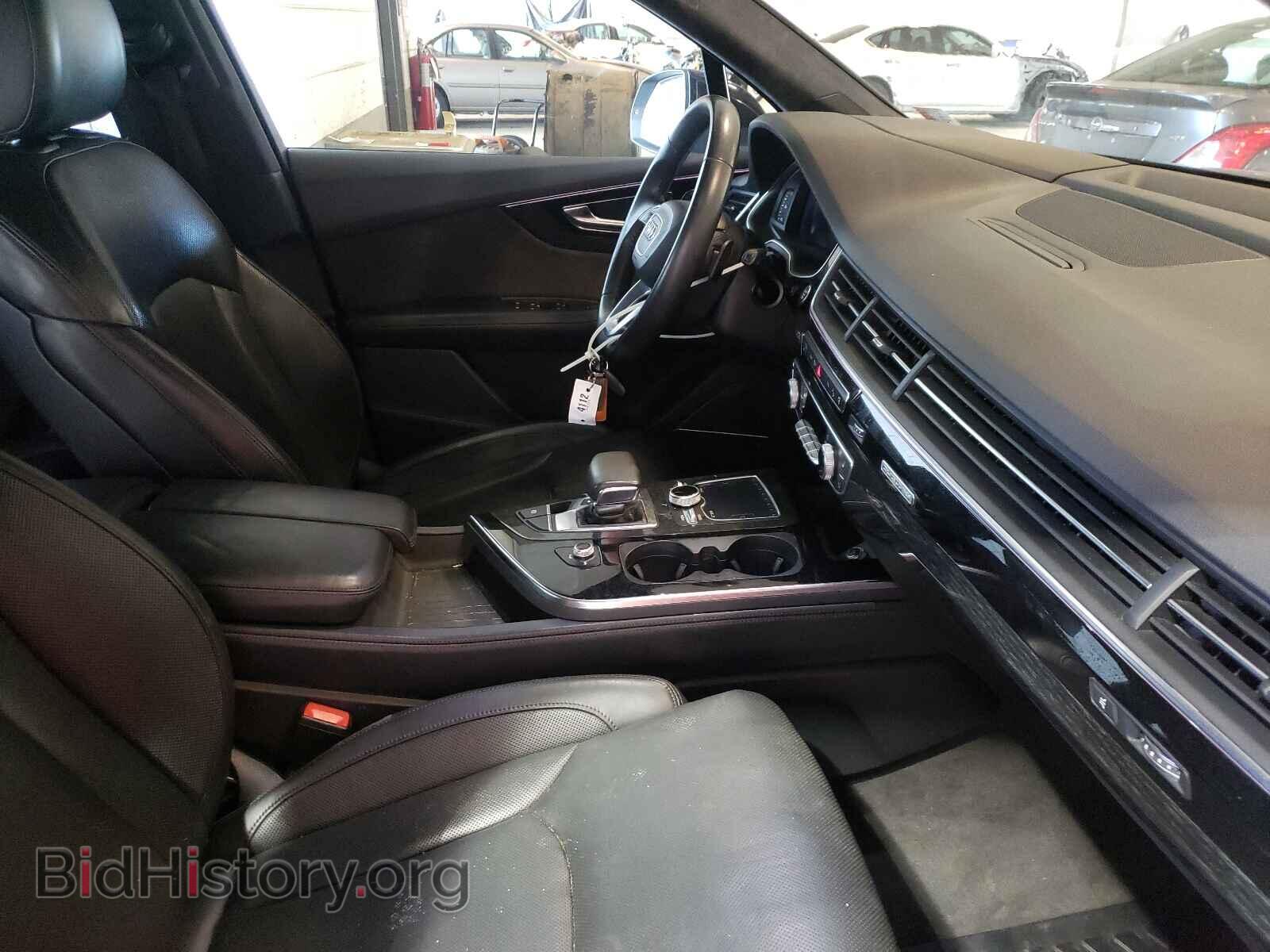 2017 AUDI Q7 - VIN: WA1VAAF74HD035474 - Фото 5