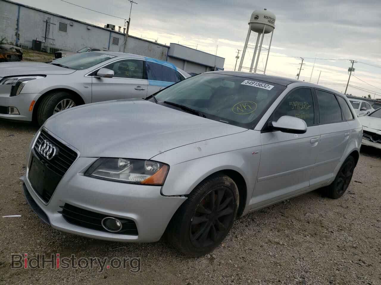 2013 AUDI A3 - VIN: WAUBEAFM9DA006046 - Фото 2