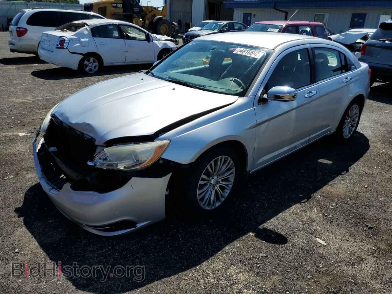 2011 CHRYSLER 200 - VIN: 1C3BC2FG6BN503557 - Фото 2