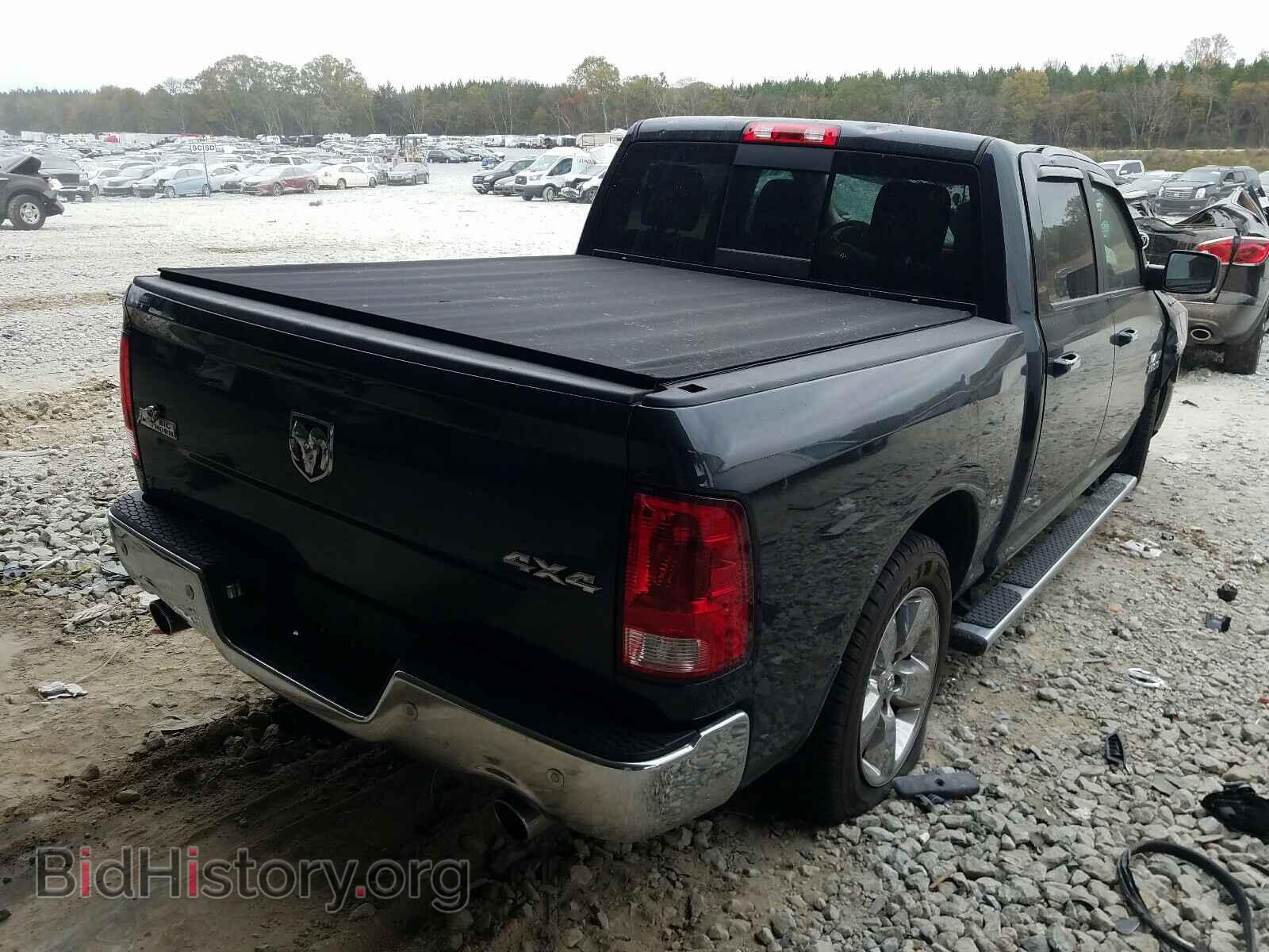 2017 RAM 1500 - VIN: 3C6RR7LT8HG525639 - Photo 4