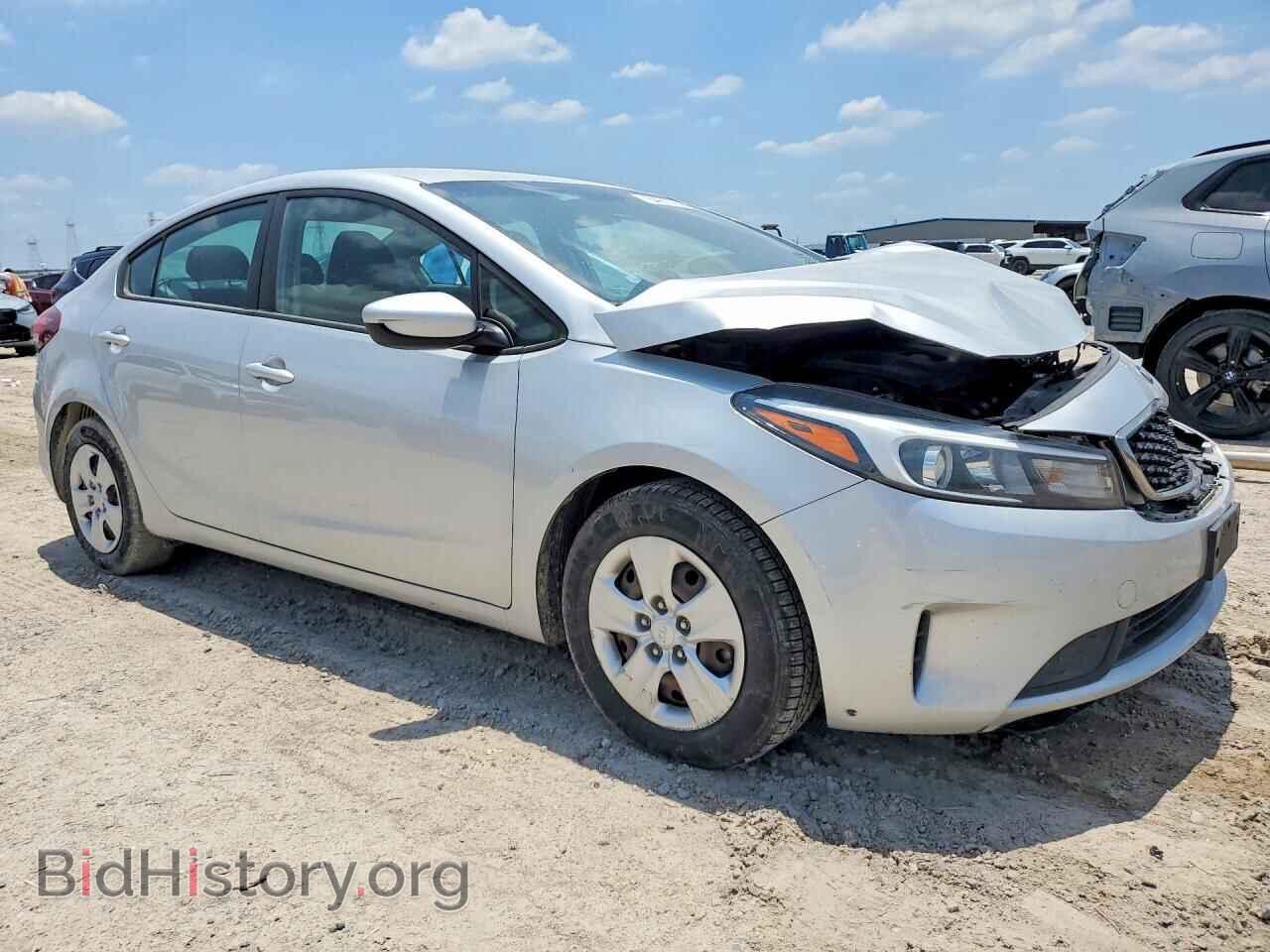 2017 KIA FORTE - VIN: 3KPFK4A77HE077295 - Photo 4