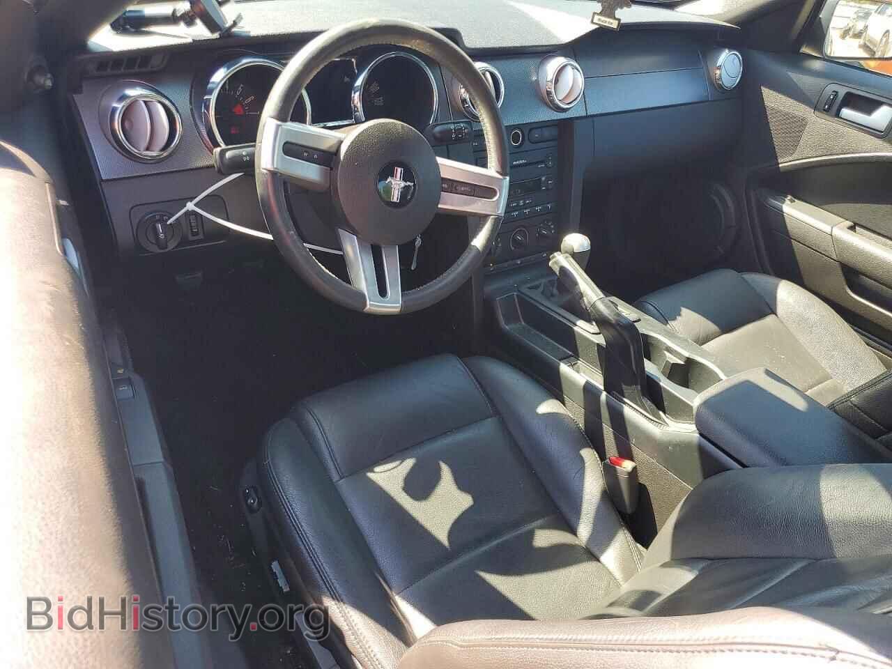 2007 FORD MUSTANG - VIN: 1ZVHT80N275368422 - Фото 8