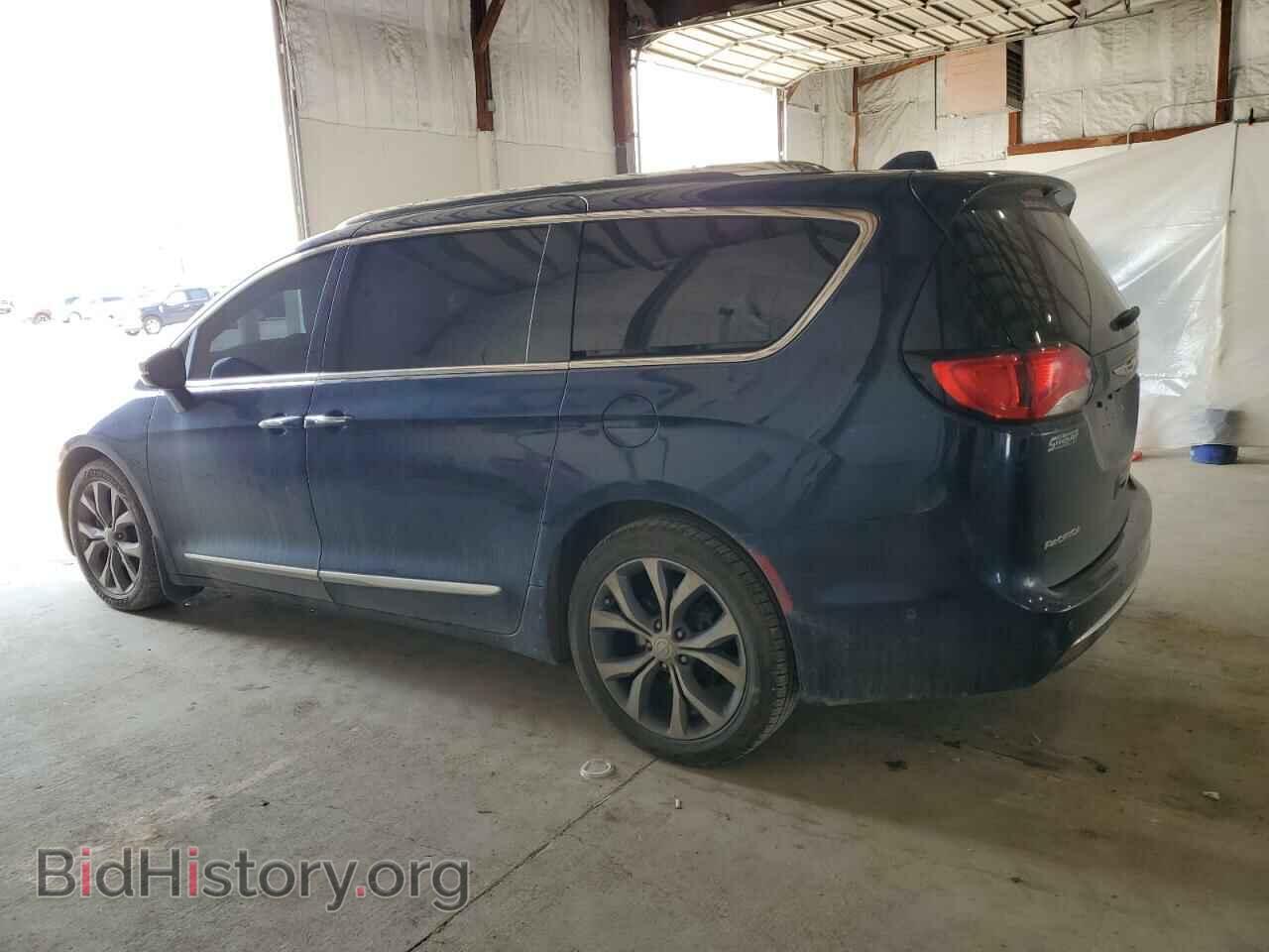2017 CHRYSLER PACIFICA - VIN: 2C4RC1GG6HR753492 - Photo 2