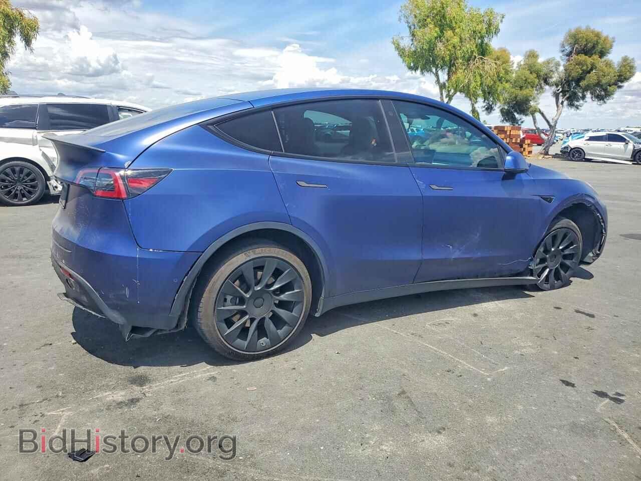2022 TESLA MODEL Y - VIN: 7SAYGDEE6NF339593 - Фото 3
