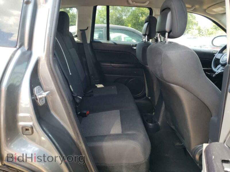 2012 Jeep COMPASS (VIN 1C4NJDBB6CD554648) — photo 6 of 10