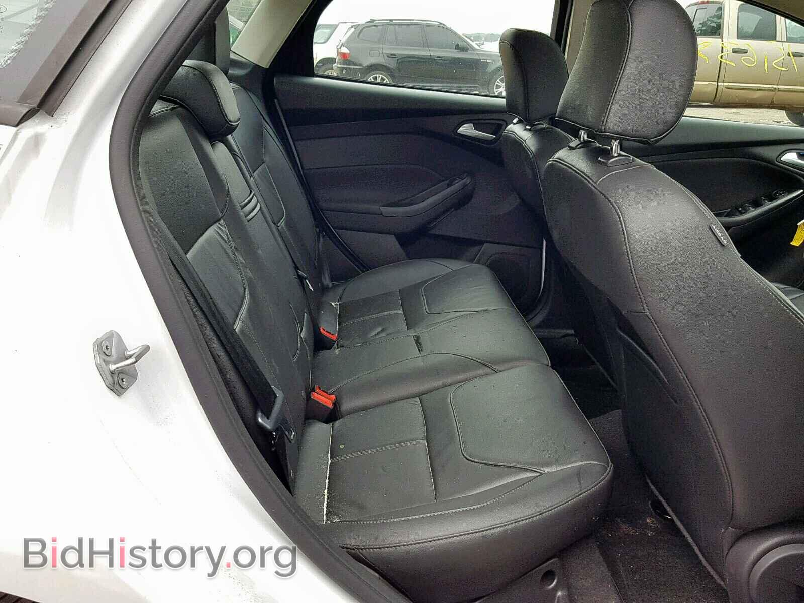 2016 FORD FOCUS SE - VIN: 1FADP3F2XGL385850 - Фото 6