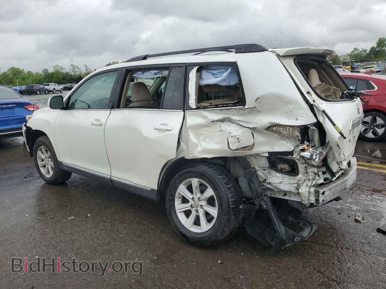 2012 TOYOTA HIGHLANDER - VIN: 5TDBK3EH7CS128157 - Фото 2