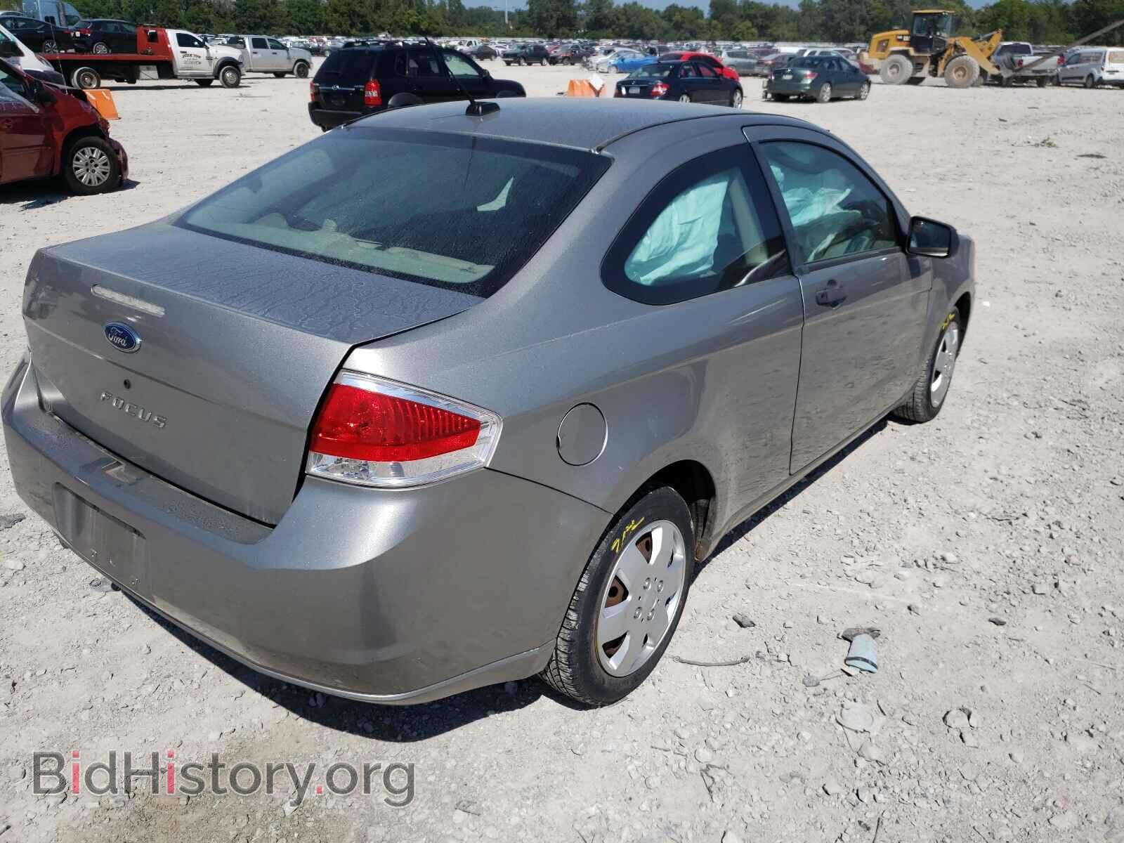 2008 FORD FOCUS - VIN: 1FAHP32N78W231131 - Фото 4