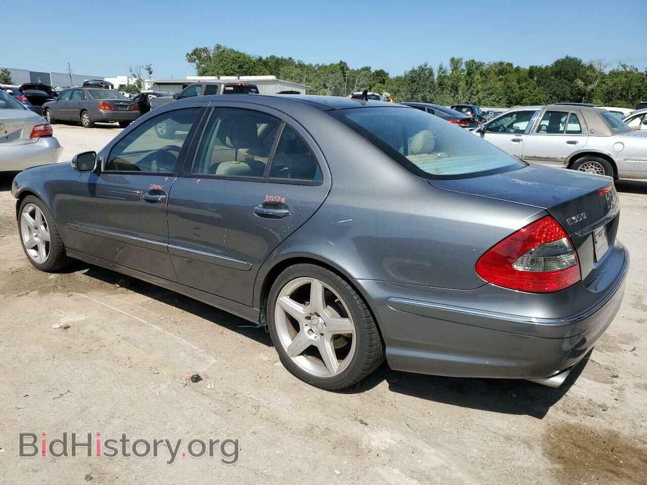 2009 MERCEDES-BENZ E-CLASS - VIN: WDBUF56X99B420812 - Фото 2