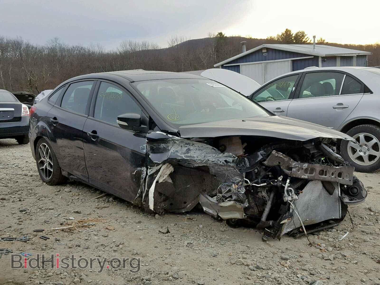 Фотография 1FADP3H2XHL240323 - FORD FOCUS 2017