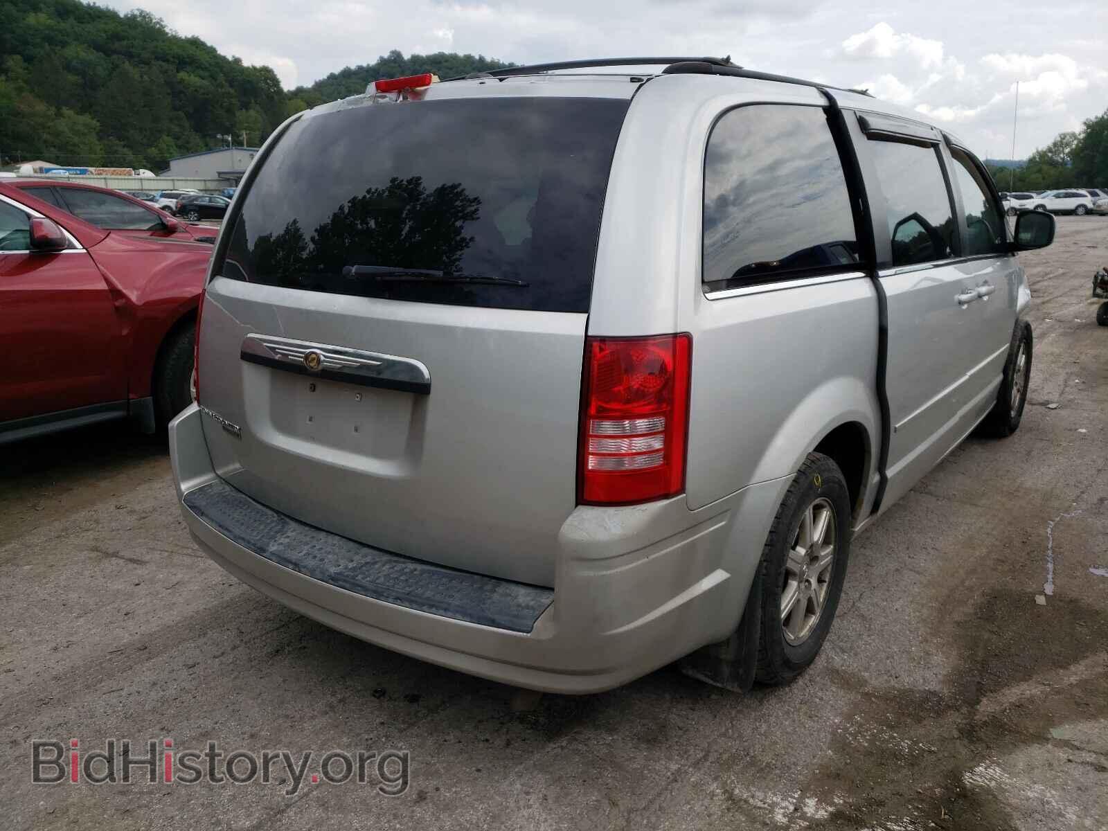 2008 CHRYSLER MINIVAN - VIN: 2A8HR54P88R787402 - Фото 4