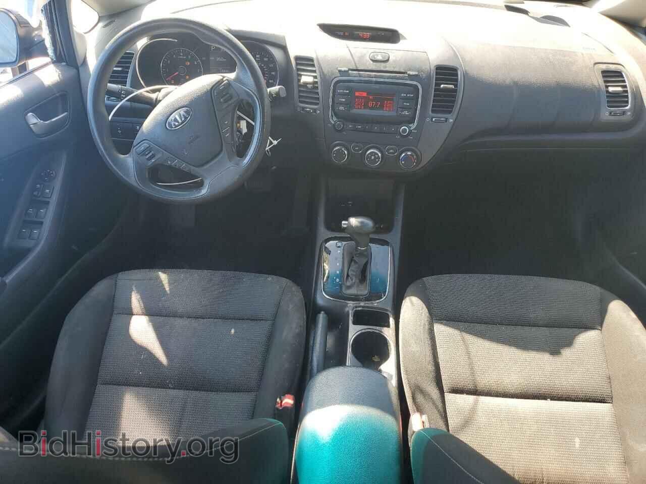 2017 KIA FORTE - VIN: 3KPFK4A74HE140241 - Photo 8