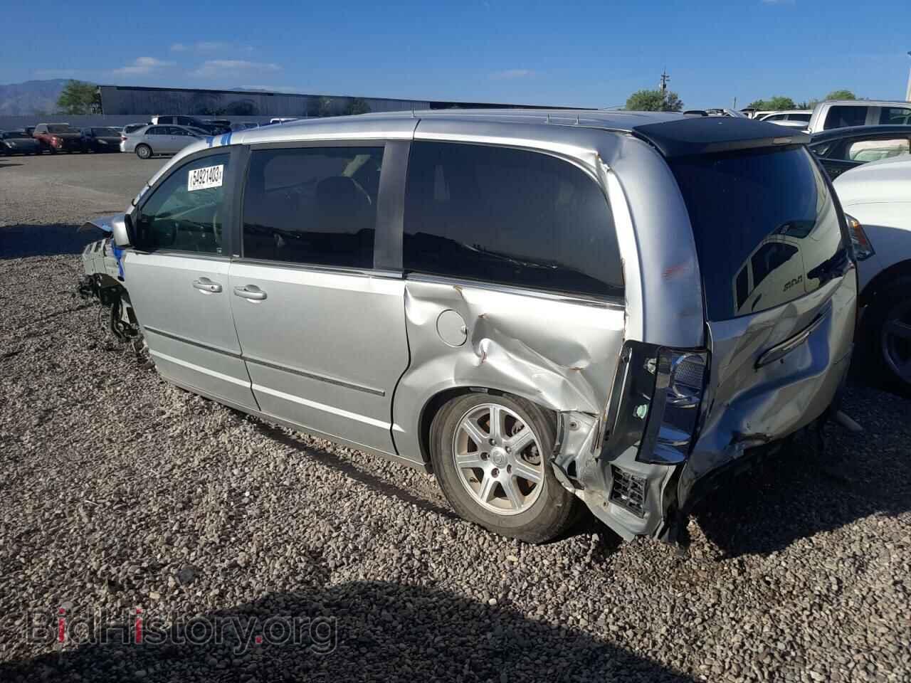 2009 CHRYSLER MINIVAN - VIN: 2A8HR54139R663907 - Фото 2