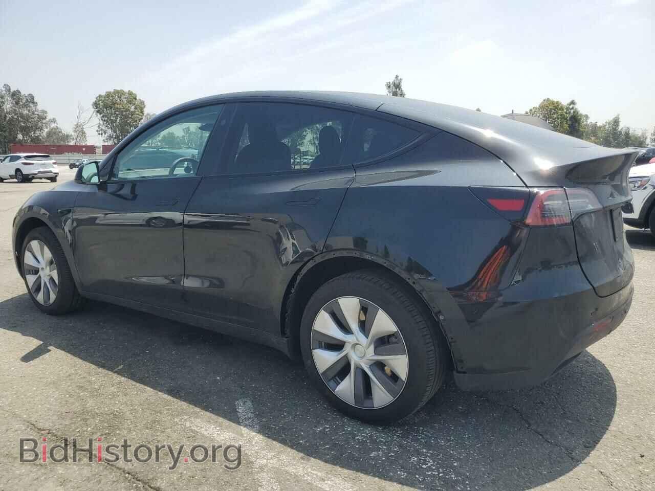2024 TESLA MODEL Y - VIN: 7SAYGDEE4RA228916 - Фото 2