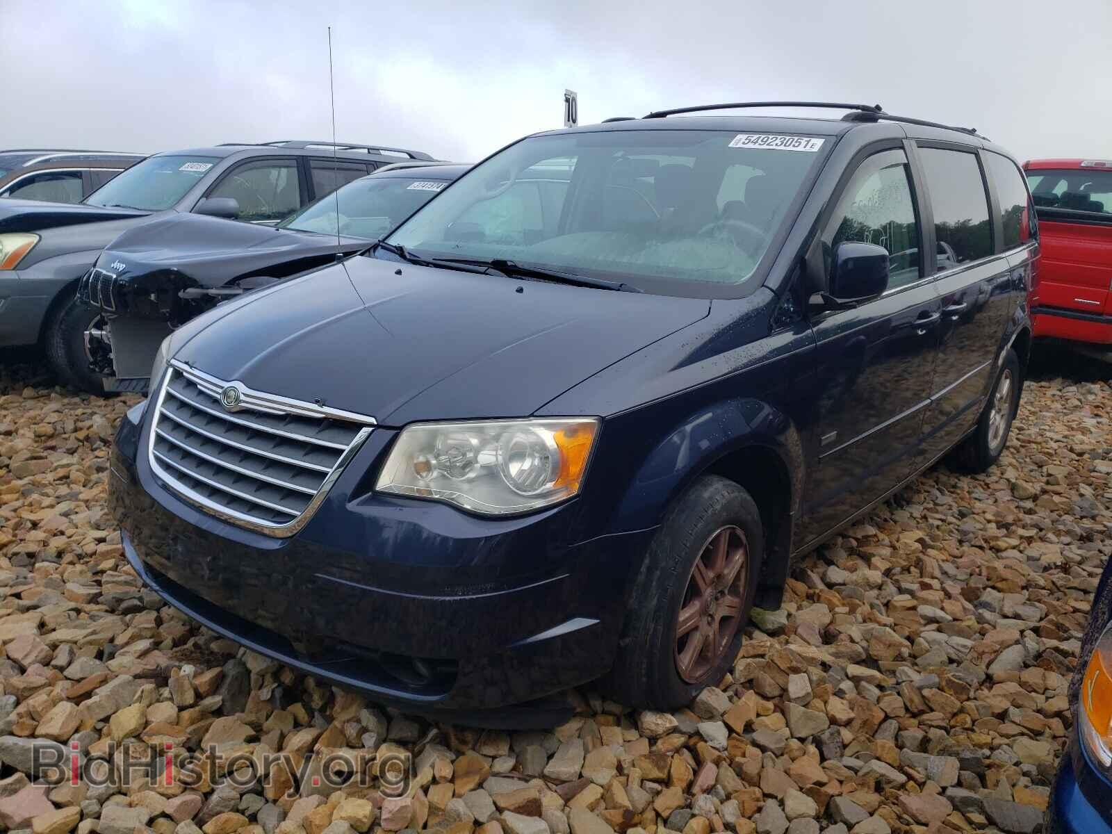 2008 CHRYSLER MINIVAN - VIN: 2A8HR54PX8R836860 - Фото 2