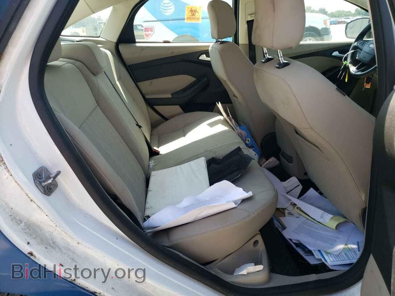 2016 FORD FOCUS - VIN: 1FADP3F27GL313746 - Photo 10