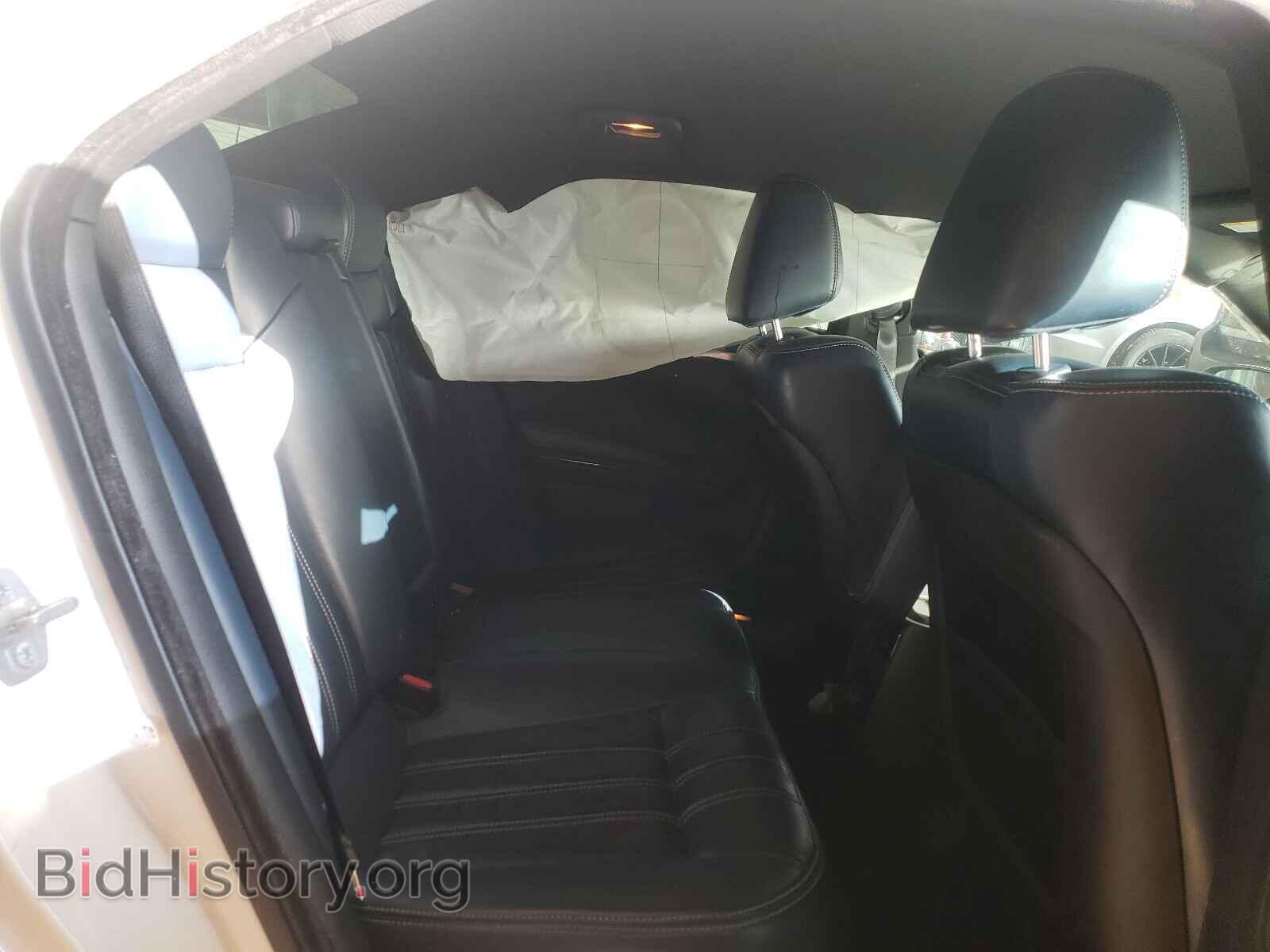 2014 CHRYSLER 300 - VIN: 2C3CCABG6EH323738 - Фото 6