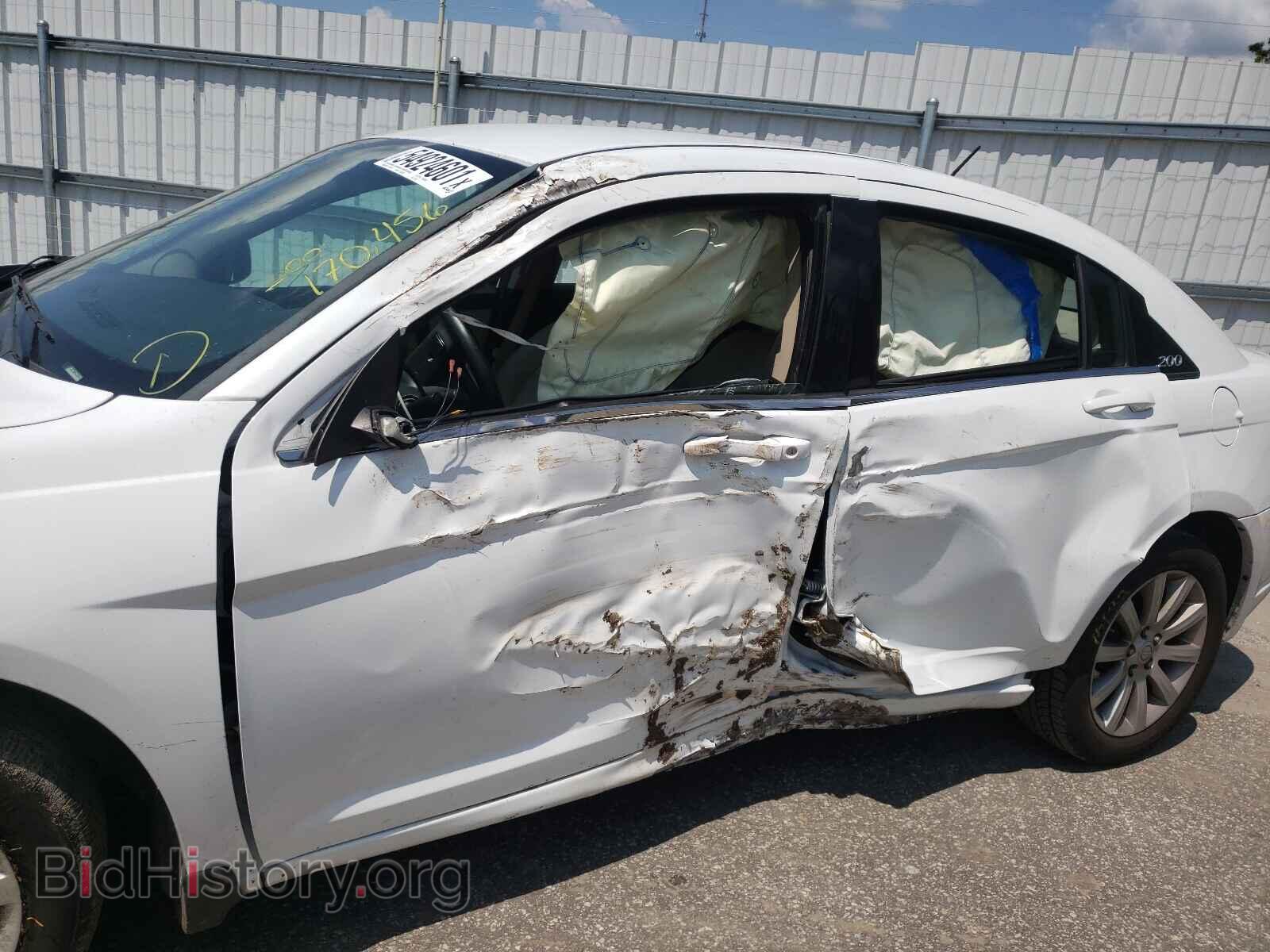 2014 CHRYSLER 200 - VIN: 1C3CCBBG3EN106791 - Фото 9
