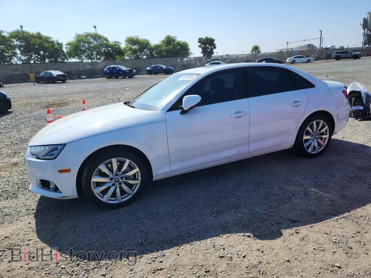 Photo WAUGNAF42HN004966 - AUDI A4 2017