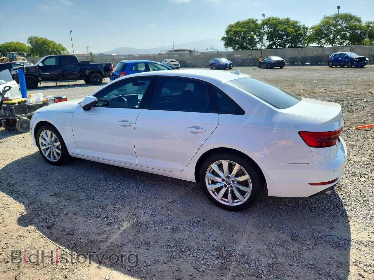 2017 AUDI A4 - VIN: WAUGNAF42HN004966 - Фото 2