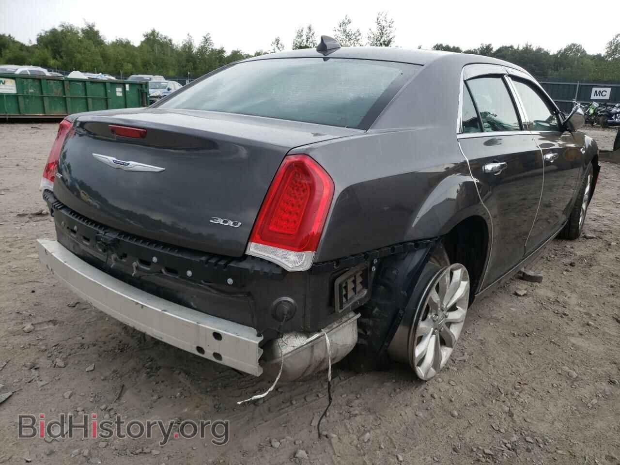 2019 CHRYSLER 300 - VIN: 2C3CCAKG7KH637846 - Фото 4