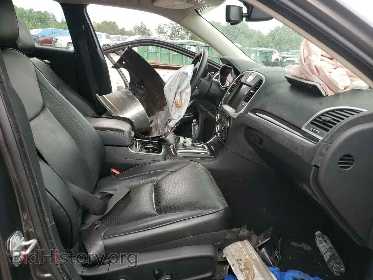 2019 CHRYSLER 300 - VIN: 2C3CCAKG7KH637846 - Фото 5
