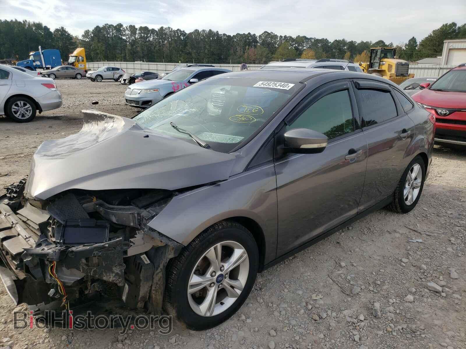 2014 FORD FOCUS - VIN: 1FADP3F21EL216412 - Photo 2
