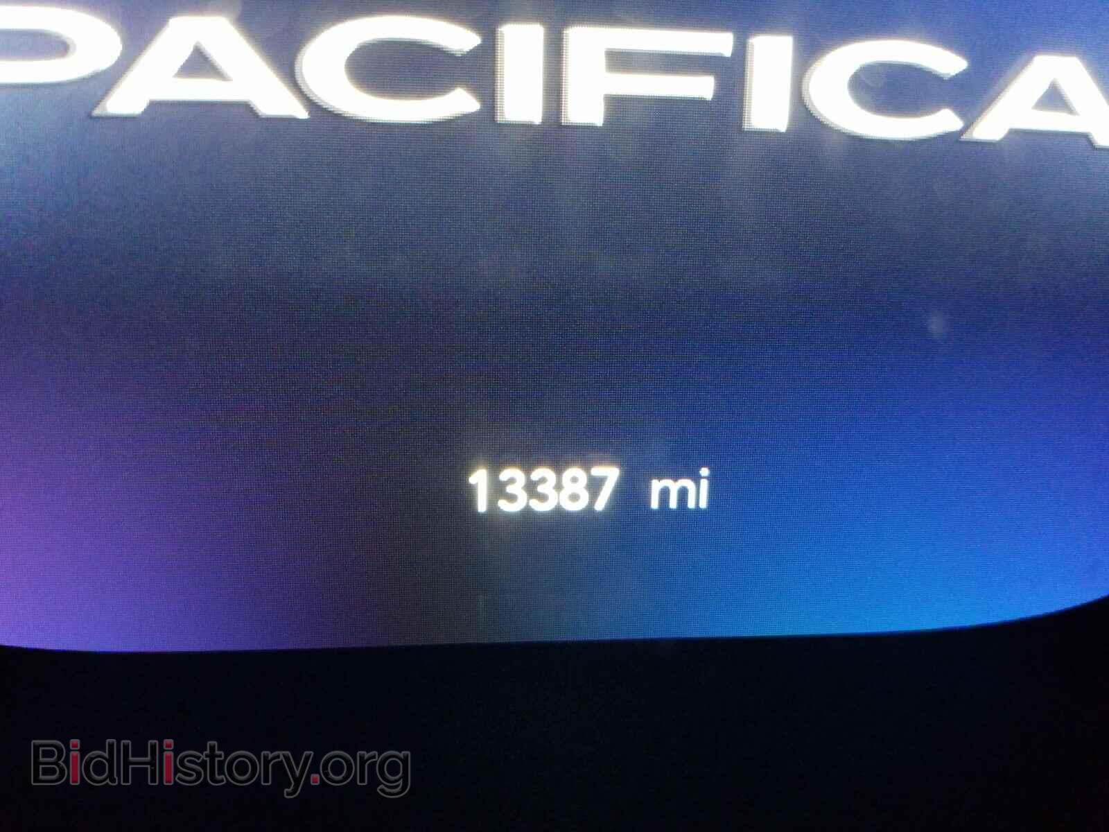 2017 CHRYSLER PACIFICA - VIN: 2C4RC1EG7HR810902 - Фото 8