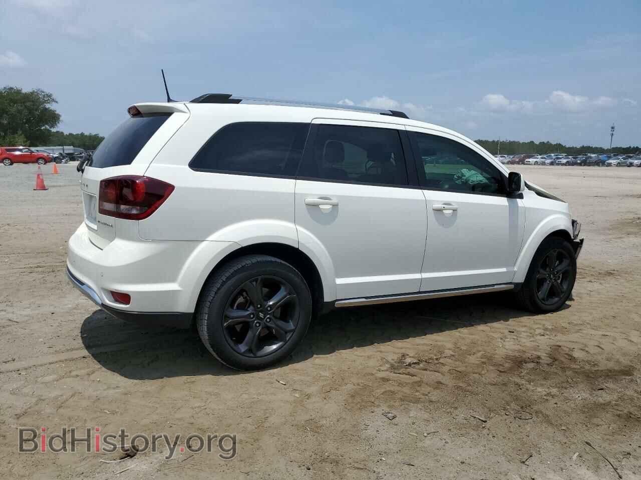 2020 DODGE JOURNEY - VIN: 3C4PDCGBXLT214089 - Фото 3