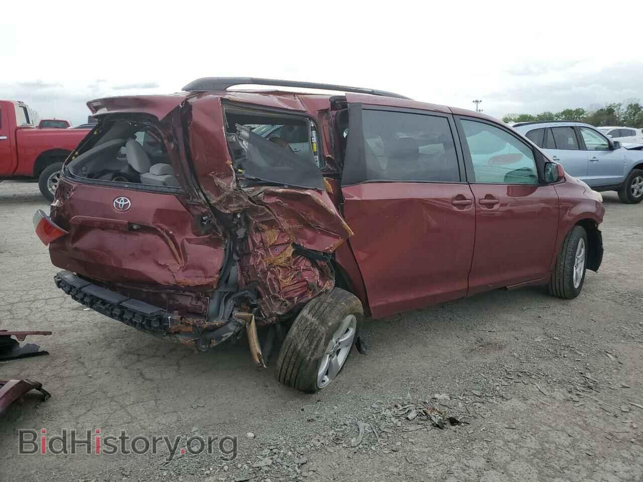 2011 TOYOTA All Models - VIN: 5TDKK3DC1BS093586 - Фото 3
