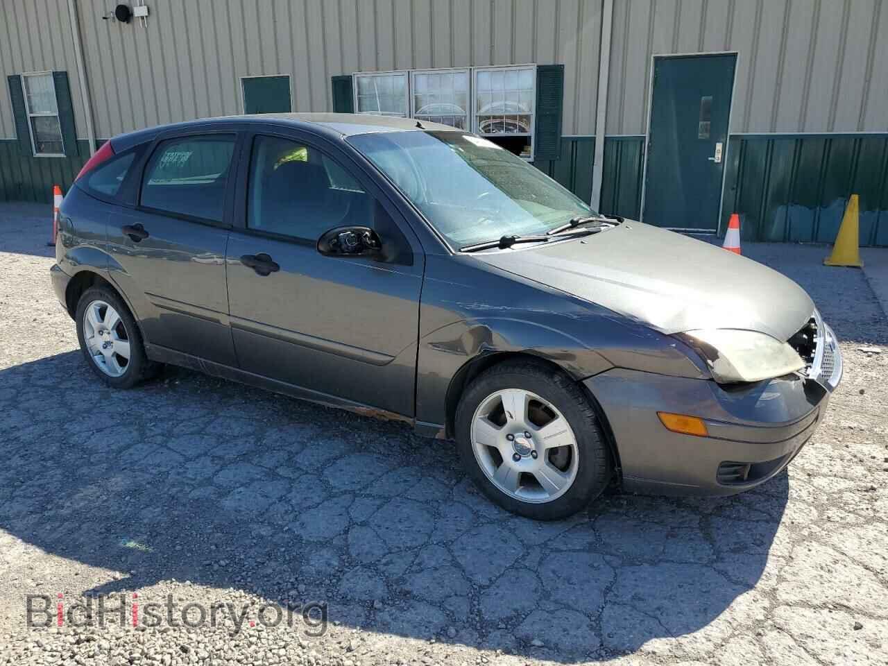 2005 FORD FOCUS - VIN: 3FAFP37N25R133770 - Фото 4