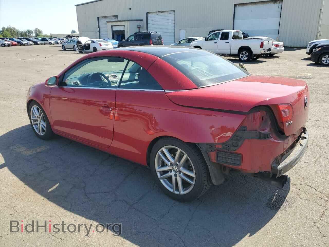 2007 VOLKSWAGEN EOS - VIN: WVWDA71F87V041208 - Фото 2