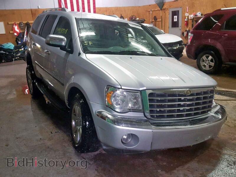 2007 Chrysler ASPEN Aspen Limi (VIN 1A8HW58P47F525966) — фото 1 из 10, Copart, повреждение: бок